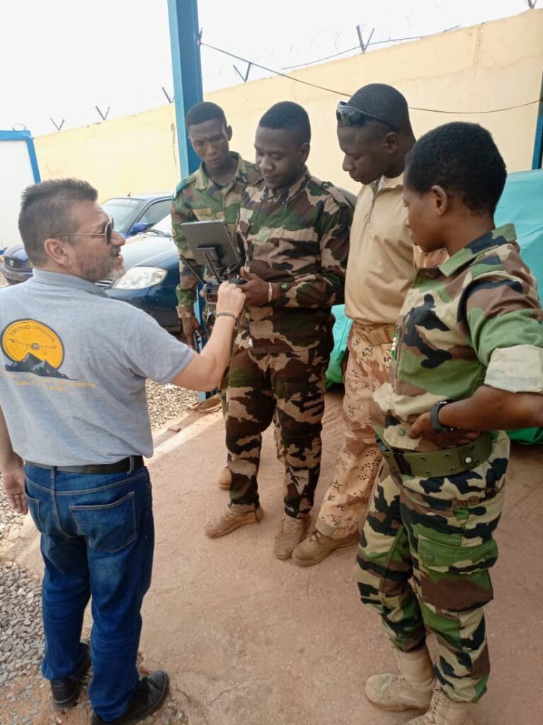 Formación práctica con UAS a participantes del proyecto GARSI Sahel en Malí